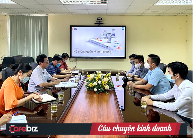 Người d&acirc;n H&agrave; Nội giờ c&oacute; thể đăng k&yacute; ti&ecirc;m vaccine Covid-19 online: D&ugrave;ng tr&ecirc;n mọi thiết bị, chỉ cần qu&eacute;t QR, quản l&yacute; ti&ecirc;m từ A đến Z - Ảnh 3.