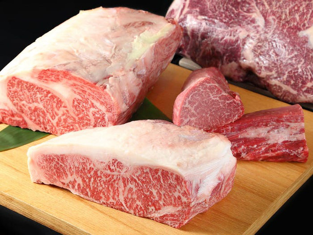 Đỉnh cao c&ocirc;ng nghệ l&agrave; đ&acirc;y: Nhật Bản d&ugrave;ng c&ocirc;ng nghệ in 3D sinh học tạo ra miếng b&ograve; Wagyu đầu ti&ecirc;n. Sắp đến ng&agrave;y người d&ugrave;ng được ăn thịt b&ograve; Wagyu m&agrave; kh&ocirc;ng cần giết mổ bất cứ con b&ograve; n&agrave;o - Ảnh 1.