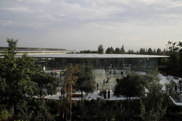  Cận cảnh Apple Park: Văn ph&ograve;ng đẹp nhất thế giới trị gi&aacute; 5 tỷ USD, nơi tổ chức buổi ra mắt iPhone 13 đ&ecirc;m nay! - Ảnh 10.