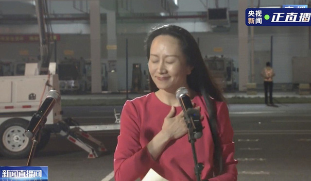 TQ đón Công chúa Huawei như đại công thần: Số người xem sự kiện nhiều ngang quốc gia đông dân hàng top thế giới - Ảnh 2. TQ đón Công chúa Huawei như đại công thần: Số người xem sự kiện nhiều ngang quốc gia đông dân hàng top thế giới - Ảnh 2.