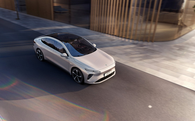 Ô tô điện Trung Quốc phá đảo mọi kỷ lục, sạc 1 lần đi 1000 Km, khiến Tesla phát hoảng - Ảnh 4. Ô tô điện Trung Quốc phá đảo mọi kỷ lục, sạc 1 lần đi 1000 Km, khiến Tesla phát hoảng - Ảnh 4.