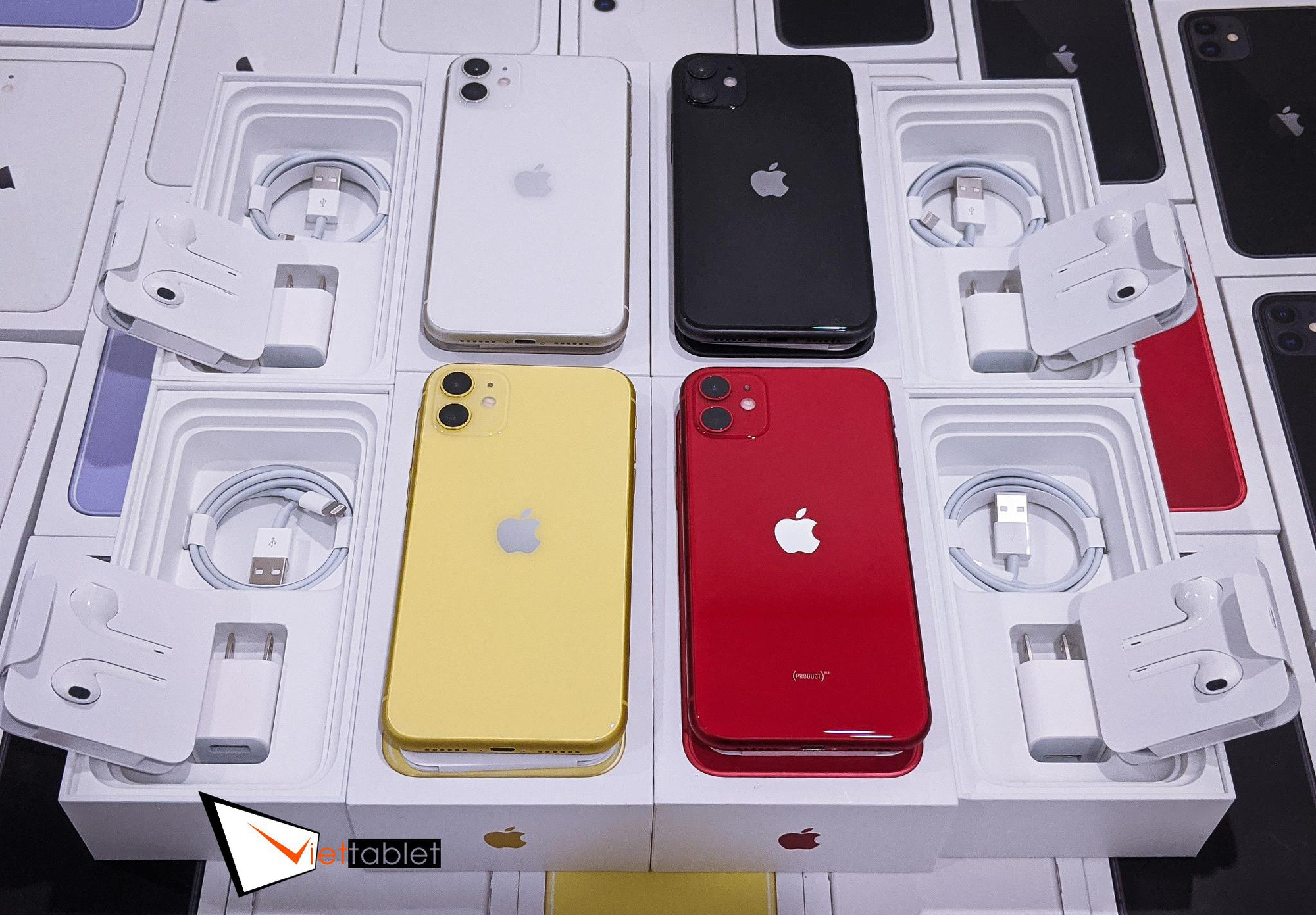 iPhone đang sale mạnh dịp Tết: iPhone 11 giảm gần 6 triệu, XS Max giảm 3 triệu, 13 Pro Max giảm 5 triệu - Ảnh 4. iPhone đang sale mạnh dịp Tết: iPhone 11 giảm gần 6 triệu, XS Max giảm 3 triệu, 13 Pro Max giảm 5 triệu - Ảnh 4.