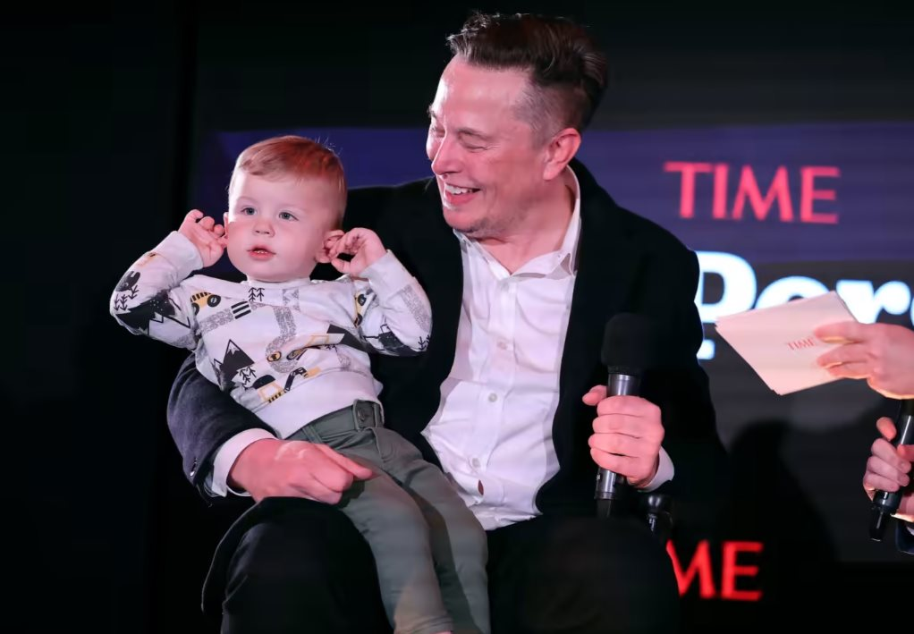 Ăn tối cùng Elon Musk: Tiết lộ ‘con người thật’ của tỷ phú giàu nhất hành tinh, ‘kẻ phá bĩnh’ trên Twitter, doanh nhân vĩ đại bậc nhất lịch sử - Ảnh 3. Ăn tối cùng Elon Musk: Tiết lộ ‘con người thật’ của tỷ phú giàu nhất hành tinh, ‘kẻ phá bĩnh’ trên Twitter, doanh nhân vĩ đại bậc nhất lịch sử - Ảnh 3.