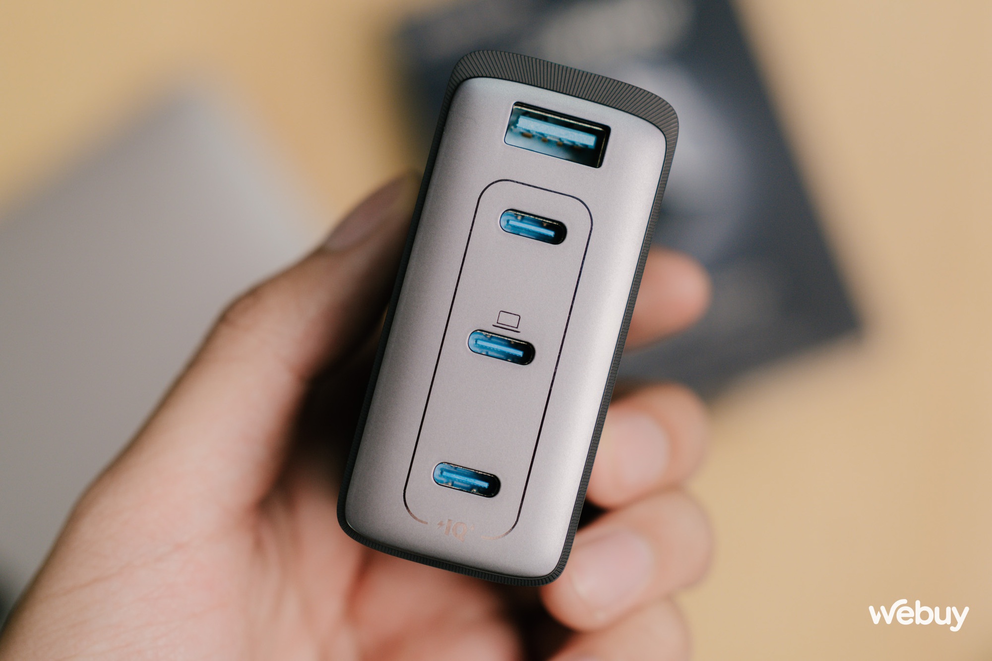 Đây là củ sạc GaN 150W nhỏ nhất: Sạc đồng thời 4 thiết bị, giá 2.9 triệu đồng - Ảnh 7. Đây là củ sạc GaN 150W nhỏ nhất: Sạc đồng thời 4 thiết bị, giá 2.9 triệu đồng - Ảnh 7.