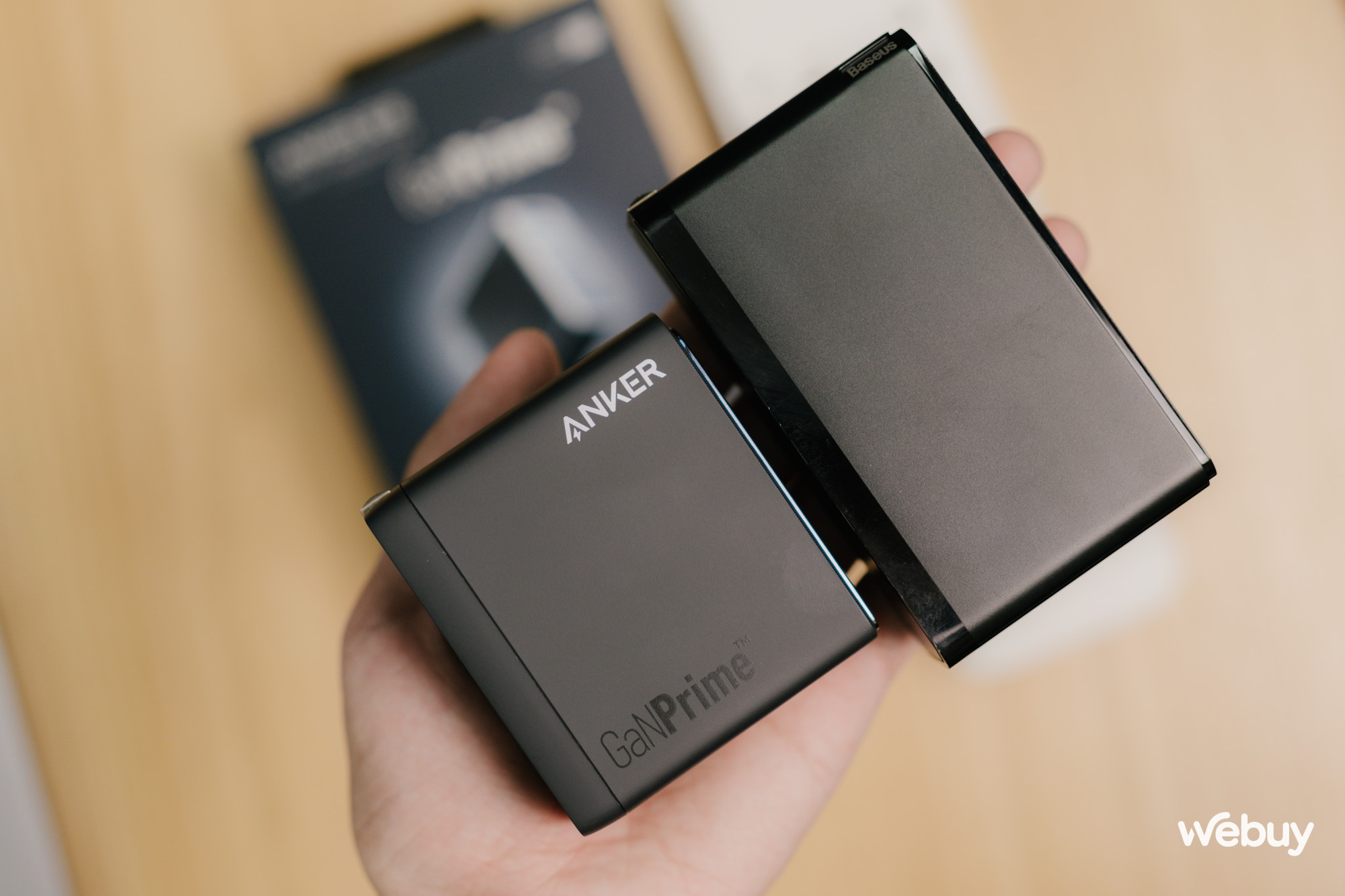 Đây là củ sạc GaN 150W nhỏ nhất: Sạc đồng thời 4 thiết bị, giá 2.9 triệu đồng - Ảnh 5. Đây là củ sạc GaN 150W nhỏ nhất: Sạc đồng thời 4 thiết bị, giá 2.9 triệu đồng - Ảnh 5.