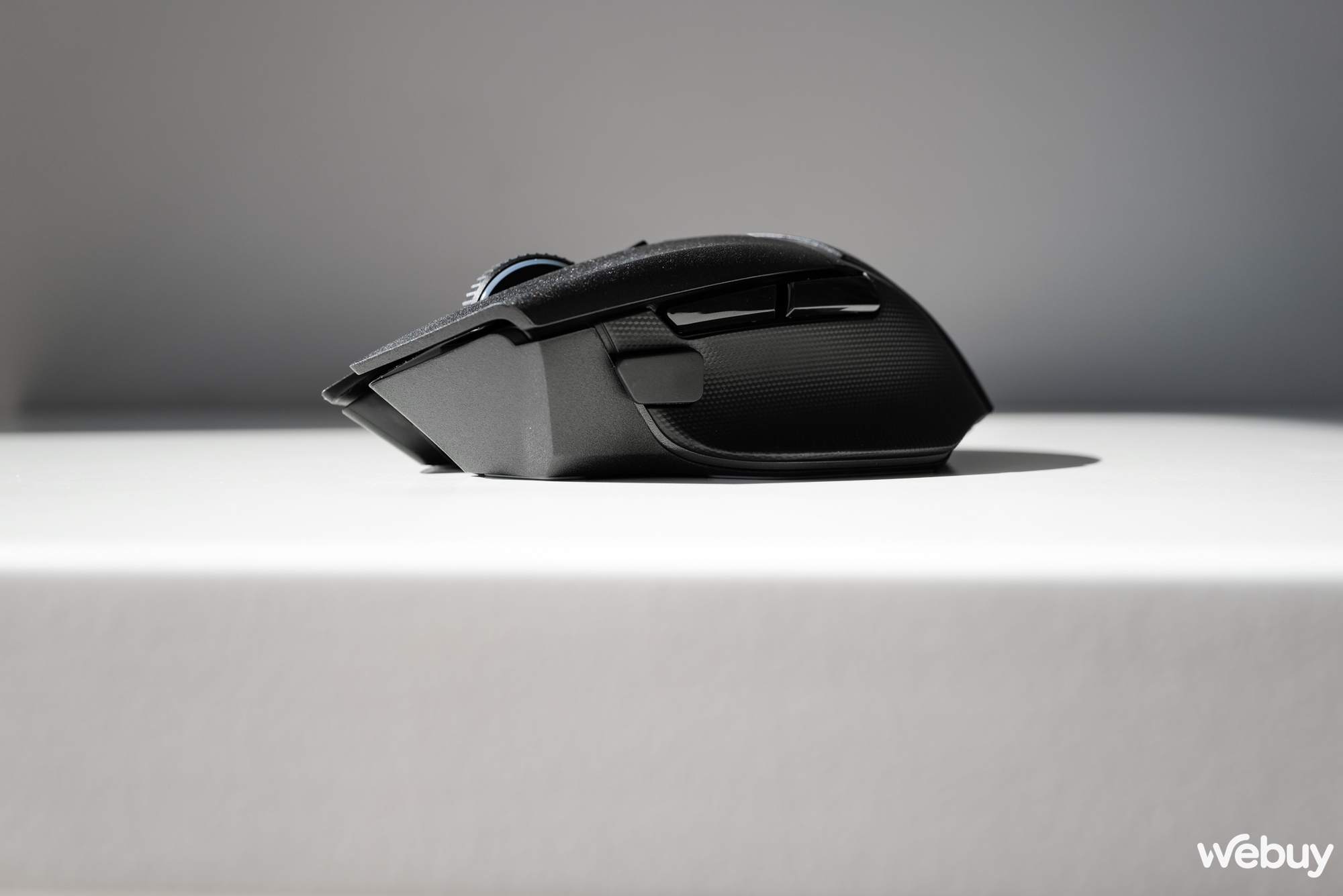 Trên tay bàn phím Razer DeathStalker V2 Pro và chuột Basilisk V3 Pro: Đúng chất một cặp bài trùng - Ảnh 28. Trên tay bàn phím Razer DeathStalker V2 Pro và chuột Basilisk V3 Pro: Đúng chất một cặp bài trùng - Ảnh 28.