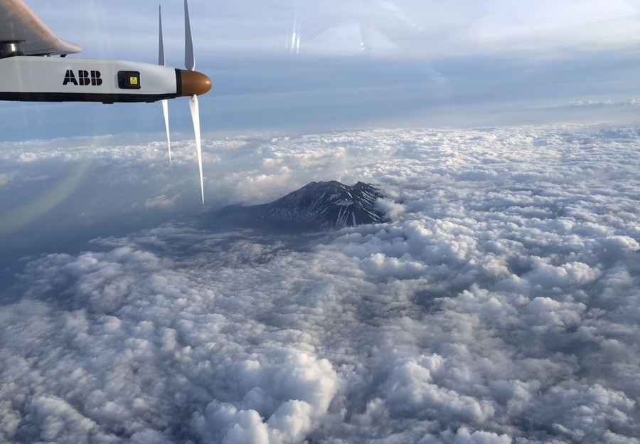 Hành trình của máy bay năng lượng mặt trời vòng quanh thế giới không tốn 1 giọt nhiên liệu - Ảnh 17. Hành trình của máy bay năng lượng mặt trời vòng quanh thế giới không tốn 1 giọt nhiên liệu - Ảnh 17.