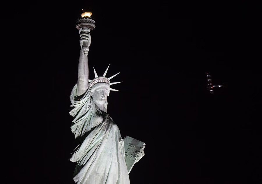 Hành trình của máy bay năng lượng mặt trời vòng quanh thế giới không tốn 1 giọt nhiên liệu - Ảnh 23. Hành trình của máy bay năng lượng mặt trời vòng quanh thế giới không tốn 1 giọt nhiên liệu - Ảnh 23.