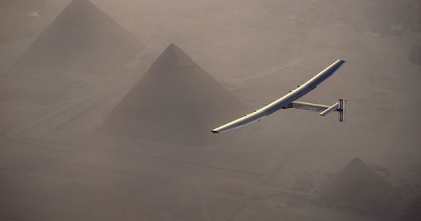 Hành trình của máy bay năng lượng mặt trời vòng quanh thế giới không tốn 1 giọt nhiên liệu - Ảnh 1. Hành trình của máy bay năng lượng mặt trời vòng quanh thế giới không tốn 1 giọt nhiên liệu - Ảnh 1.