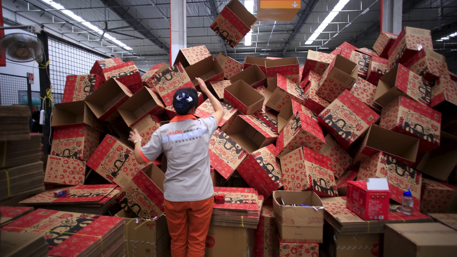 'Làng Taobao' ở Nghĩa Ô - trung tâm thương mại điện tử bậc nhất Trung Quốc đang sụp đổ - Ảnh 2. 'Làng Taobao' ở Nghĩa Ô - trung tâm thương mại điện tử bậc nhất Trung Quốc đang sụp đổ - Ảnh 2.