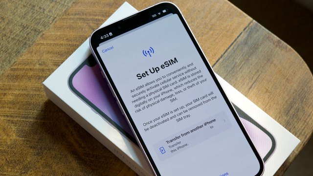 iPhone 14 Pro Max xách tay hàng lướt được rao bán giá rẻ bất ngờ - Ảnh 3. iPhone 14 Pro Max xách tay hàng lướt được rao bán giá rẻ bất ngờ - Ảnh 3.