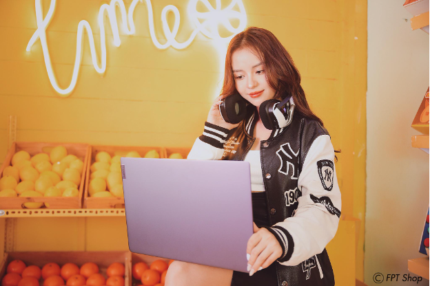 Laptop chơi game giảm đến 6 triệu và nhận thêm bộ quà 1,5 triệu khi mua tại FPT Shop - Ảnh 1. Laptop chơi game giảm đến 6 triệu và nhận thêm bộ quà 1,5 triệu khi mua tại FPT Shop - Ảnh 1.