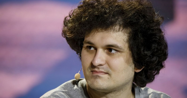 FTX đệ đơn xin phá sản, tỷ phú Sam Bankman-Fried thông báo từ chức CEO - Ảnh 1. FTX đệ đơn xin phá sản, tỷ phú Sam Bankman-Fried thông báo từ chức CEO - Ảnh 1.