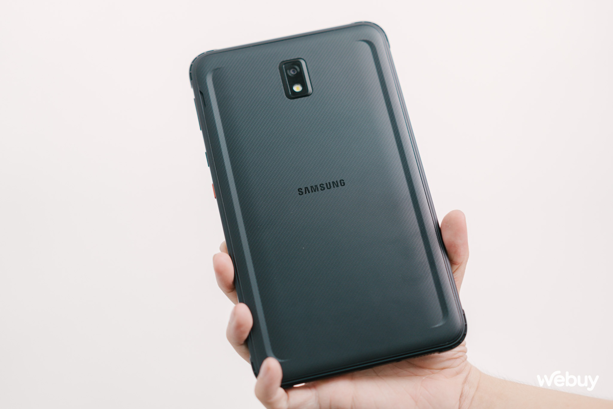 Chiếc tablet này có giá chỉ 6 triệu, nhưng lại có nhiều điểm vượt trội hơn cả iPad đắt tiền - Ảnh 3. Chiếc tablet này có giá chỉ 6 triệu, nhưng lại có nhiều điểm vượt trội hơn cả iPad đắt tiền - Ảnh 3.