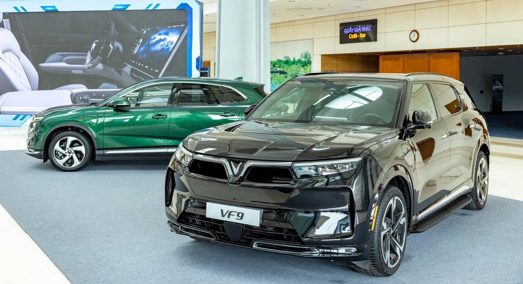 Đại gia thuê xe Mỹ đặt 2.500 xe VF 8 và VF 9: Giao trong 1 năm, đơn hàng lớn đầu tiên - Ảnh 2. Đại gia thuê xe Mỹ đặt 2.500 xe VF 8 và VF 9: Giao trong 1 năm, đơn hàng lớn đầu tiên - Ảnh 2.