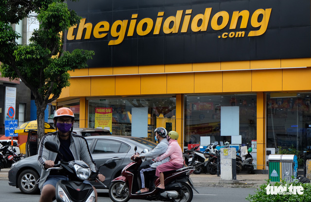 Thế Giới Di Động dự báo lợi nhuận giảm, giá cổ phiếu đã bị rớt 73% so với đầu năm - Ảnh 1. Thế Giới Di Động dự báo lợi nhuận giảm, giá cổ phiếu đã bị rớt 73% so với đầu năm - Ảnh 1.