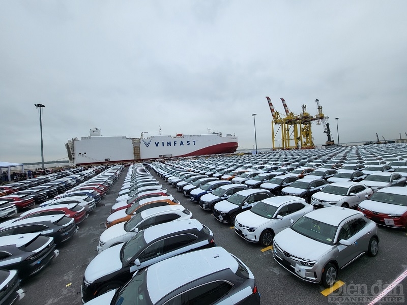 Vinfast và câu chuyện phần thưởng cho người dũng cảm - Ảnh 1. Vinfast và câu chuyện phần thưởng cho người dũng cảm - Ảnh 1.