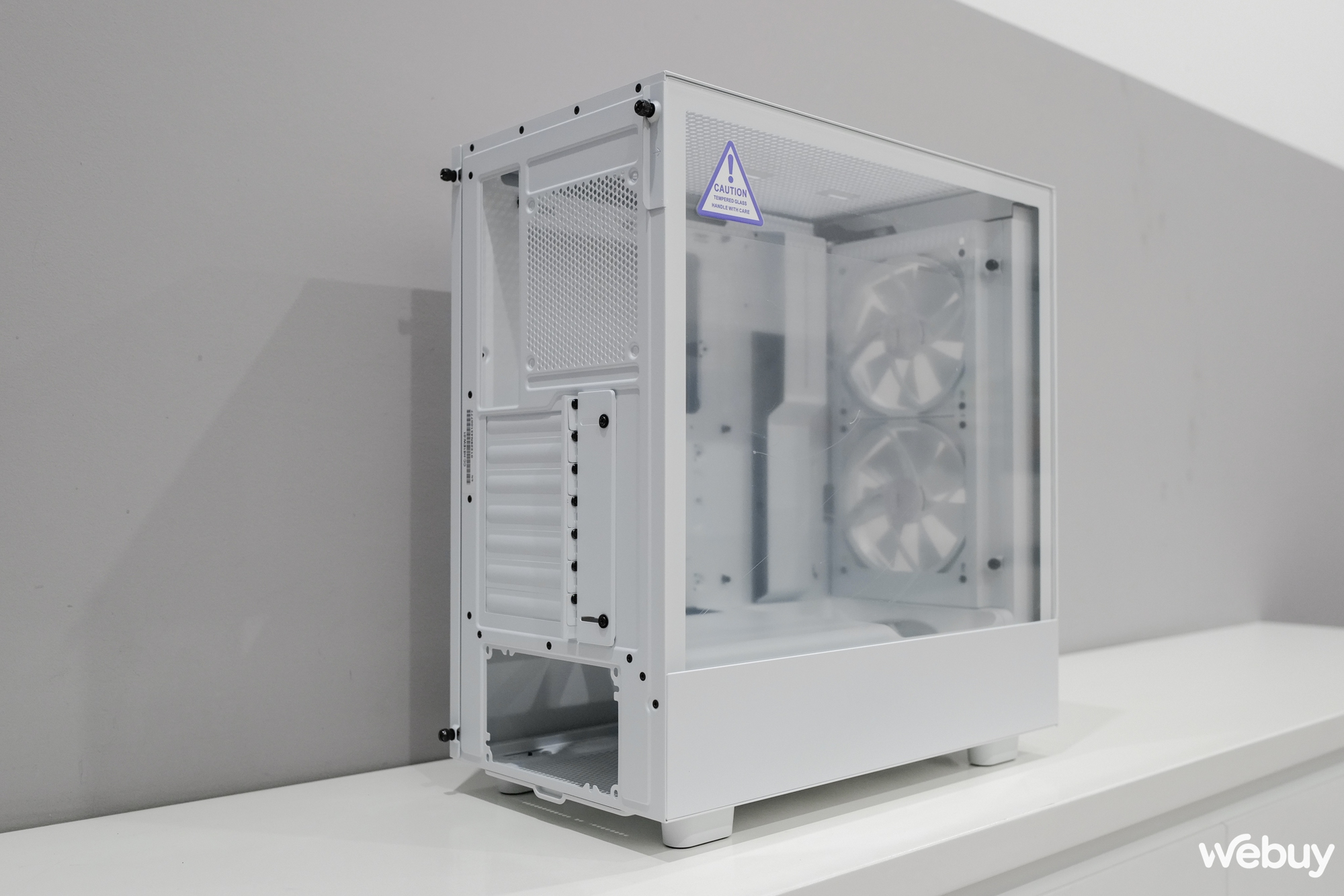 Đánh giá NZXT H5 Elite White: cái giá phải trả cho sắc đẹp là sự nóng bỏng - Ảnh 2. Đánh giá NZXT H5 Elite White: cái giá phải trả cho sắc đẹp là sự nóng bỏng - Ảnh 2.