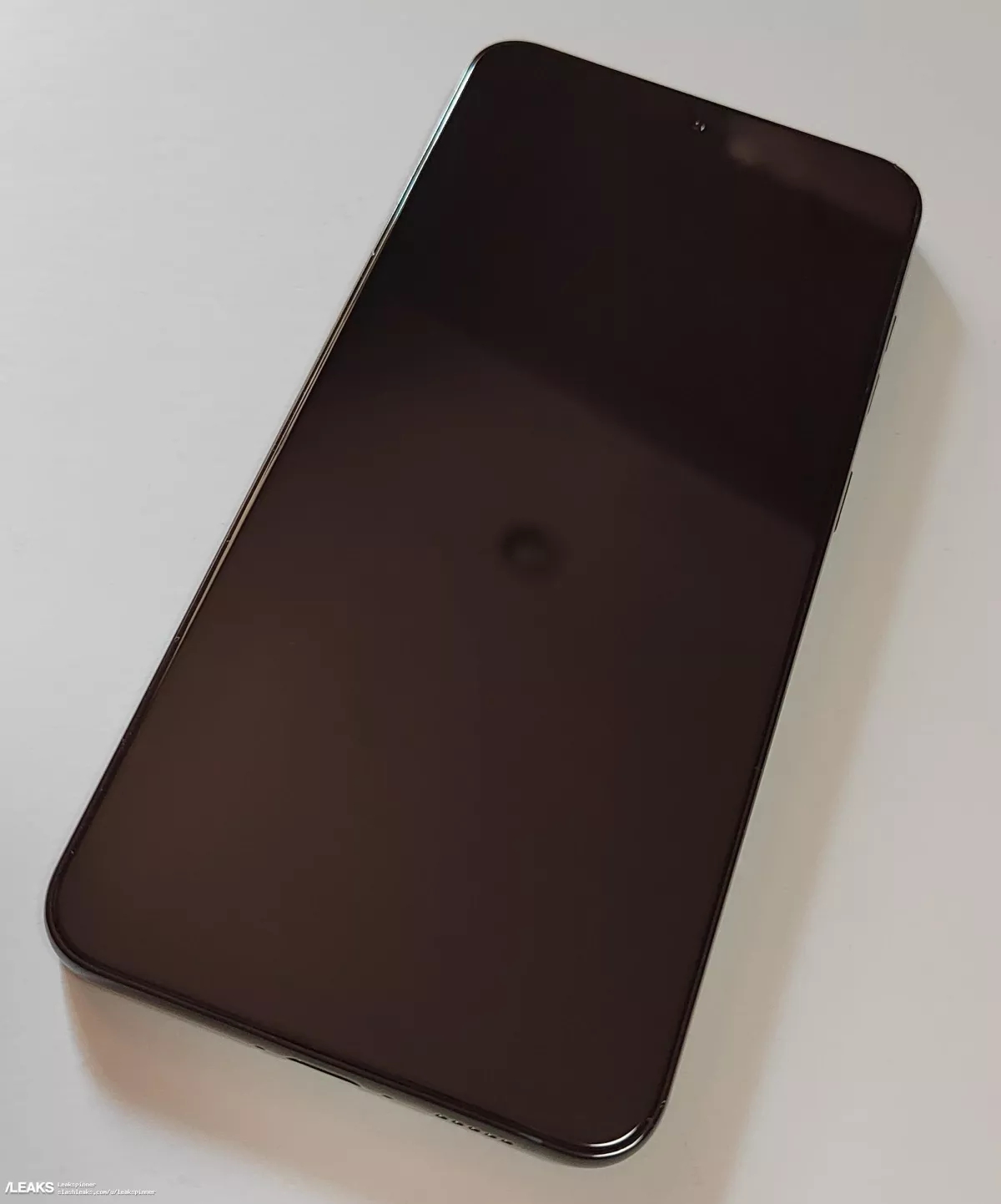 Rò rỉ hình ảnh bộ 3 phiên bản Samsung Galaxy S23 sắp ra mắt: Có những thay đổi nào? - Ảnh 3. Rò rỉ hình ảnh bộ 3 phiên bản Samsung Galaxy S23 sắp ra mắt: Có những thay đổi nào? - Ảnh 3.