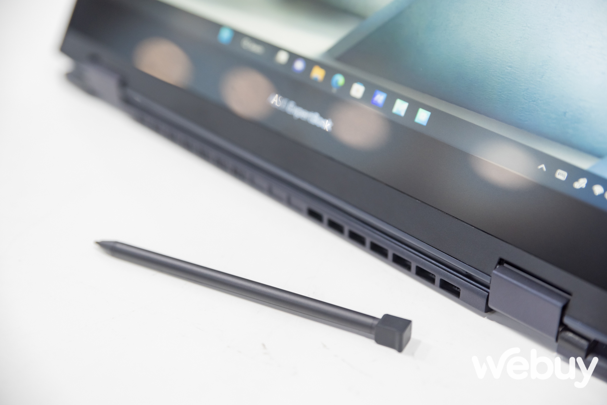 ASUS giới thiệu loạt laptop ExpertBook thế hệ mới, đa dạng lựa chọn hướng đến đối tượng khách hàng doanh nghiệp - Ảnh 14. ASUS giới thiệu loạt laptop ExpertBook thế hệ mới, đa dạng lựa chọn hướng đến đối tượng khách hàng doanh nghiệp - Ảnh 14.