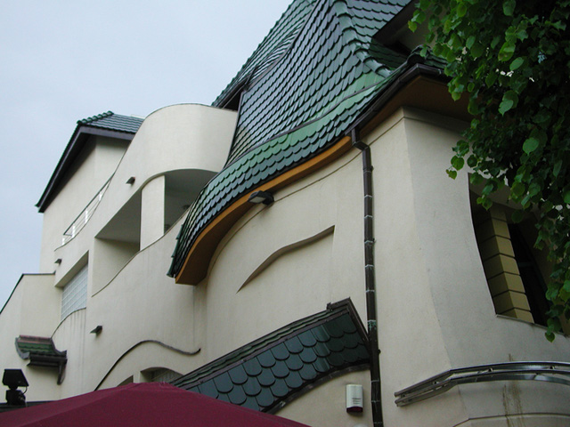 Không phải Photoshop hay trong phim, đây đích thị là ngôi nhà có thật 100%: Khi trí tưởng tượng vượt biên an toàn - Ảnh 9. Không phải Photoshop hay trong phim, đây đích thị là ngôi nhà có thật 100%: Khi trí tưởng tượng vượt biên an toàn - Ảnh 9.