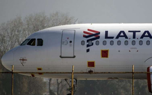 Lên Google học mẹo, cậu bé 9 tuổi đi du lịch bằng máy bay không cần vé - Ảnh 1. Lên Google học mẹo, cậu bé 9 tuổi đi du lịch bằng máy bay không cần vé - Ảnh 1.