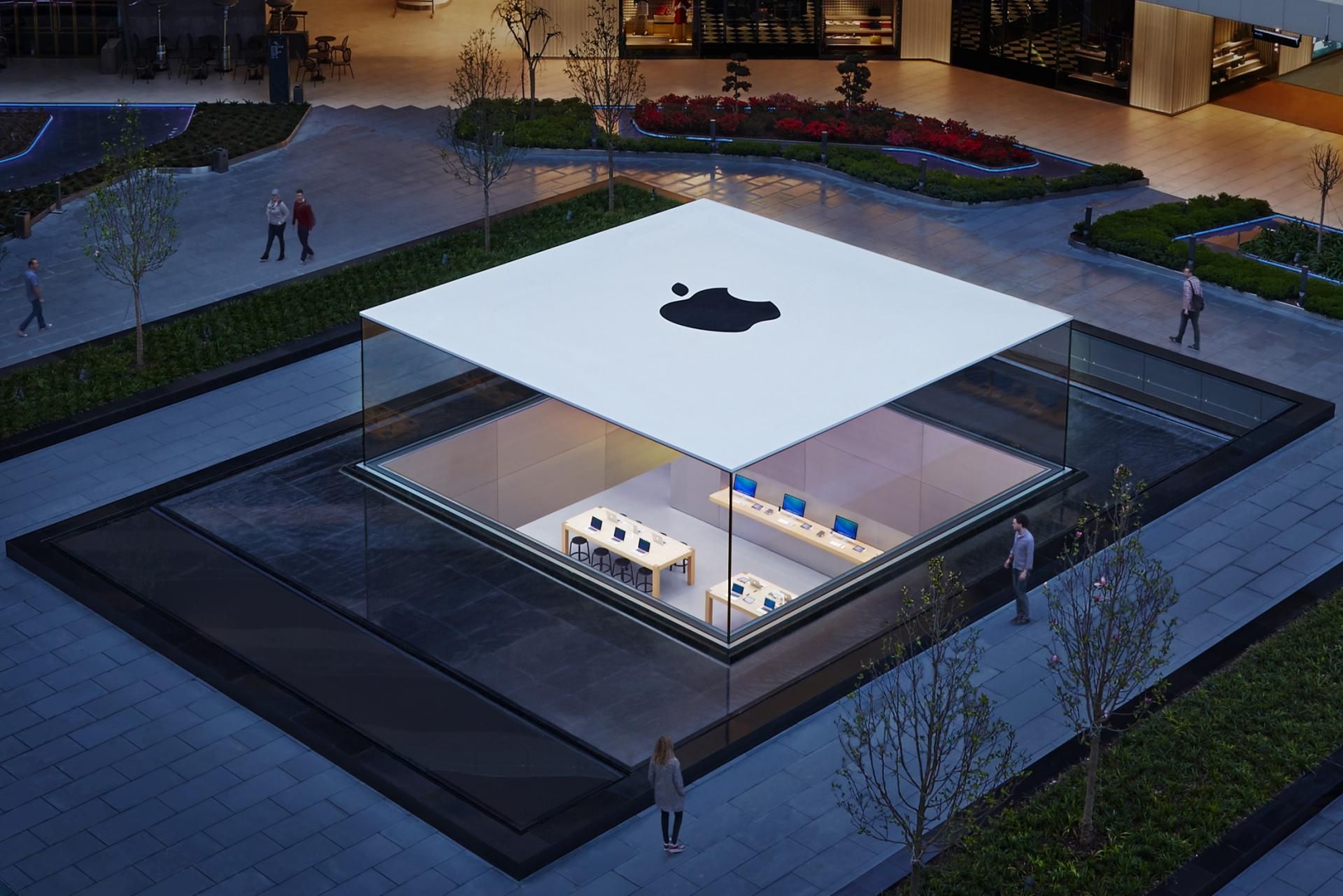 Bí ẩn đằng sau thành công của Apple Store: Doanh số trên mỗi m2 bằng hẳn 1 chiếc Mẹc, moi tiền khách hàng bằng trải nghiệm có 1-0-2 - Ảnh 2. Bí ẩn đằng sau thành công của Apple Store: Doanh số trên mỗi m2 bằng hẳn 1 chiếc Mẹc, moi tiền khách hàng bằng trải nghiệm có 1-0-2 - Ảnh 2.