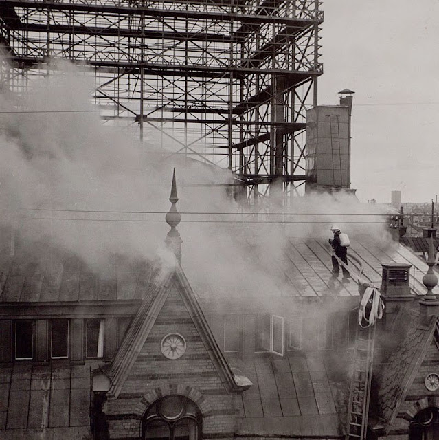 Tháp điện thoại Stockholm: "Thiên la địa võng" giữa lòng thủ đô Stockholm, Thụy Điển! - Ảnh 11. Tháp điện thoại Stockholm: "Thiên la địa võng" giữa lòng thủ đô Stockholm, Thụy Điển! - Ảnh 11.