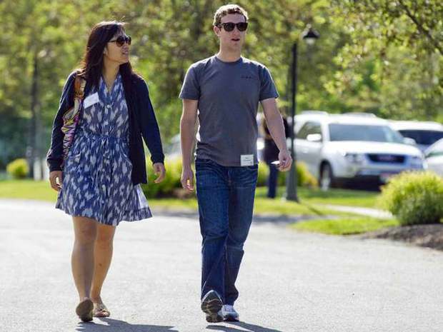 Đừng tưởng Mark Zuckerberg ăn mặc xuề xòa giản dị, hóa ra tỷ phú Facebook có lối sống xa hoa hơn nhiều người tưởng - Ảnh 1. Đừng tưởng Mark Zuckerberg ăn mặc xuề xòa giản dị, hóa ra tỷ phú Facebook có lối sống xa hoa hơn nhiều người tưởng - Ảnh 1.