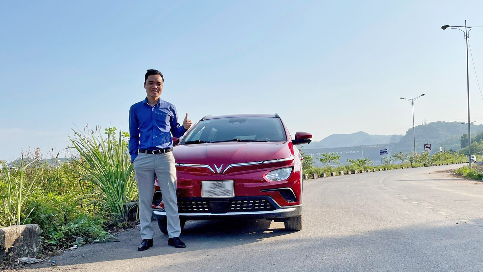 Chủ VinFast VF e34 tại Hoà Bình: Xe hợp đi đèo núi, sạc ban đầu bất tiện nhưng biết cách sẽ thích nghi - Ảnh 5. Chủ VinFast VF e34 tại Hoà Bình: Xe hợp đi đèo núi, sạc ban đầu bất tiện nhưng biết cách sẽ thích nghi - Ảnh 5.