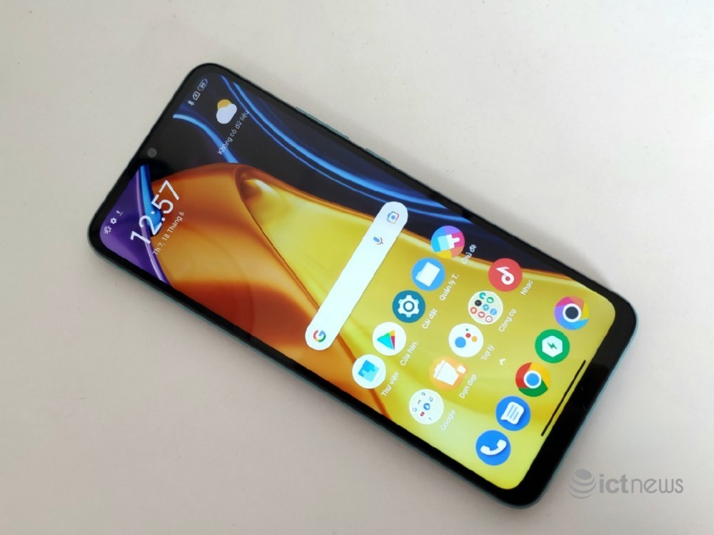 Những điện thoại giá rẻ, pin lâu mới ra mắt tại Việt Nam - Ảnh 1. Những điện thoại giá rẻ, pin lâu mới ra mắt tại Việt Nam - Ảnh 1.