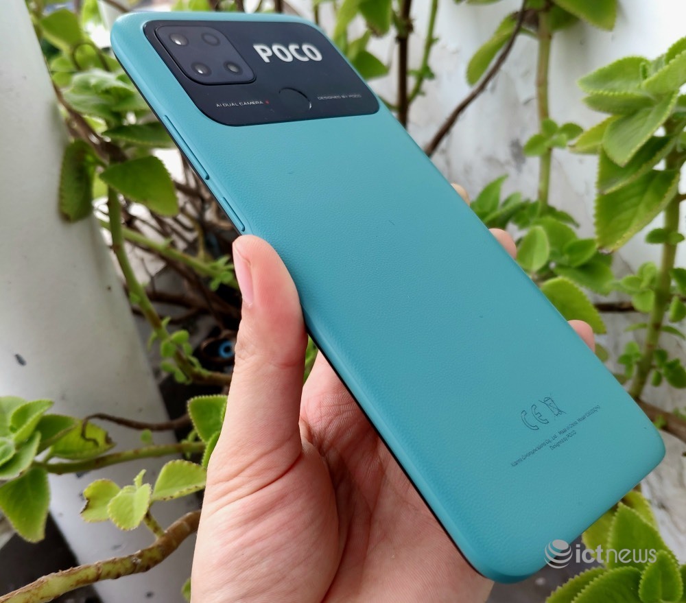 Những điện thoại giá rẻ, pin lâu mới ra mắt tại Việt Nam - Ảnh 2. Những điện thoại giá rẻ, pin lâu mới ra mắt tại Việt Nam - Ảnh 2.