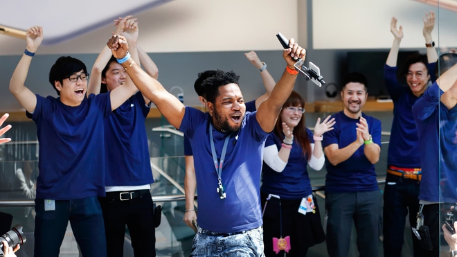 Lộ bảng lương nhân viên Apple, thấp nhất là 2,37 tỷ đồng - Ảnh 6. Lộ bảng lương nhân viên Apple, thấp nhất là 2,37 tỷ đồng - Ảnh 6.