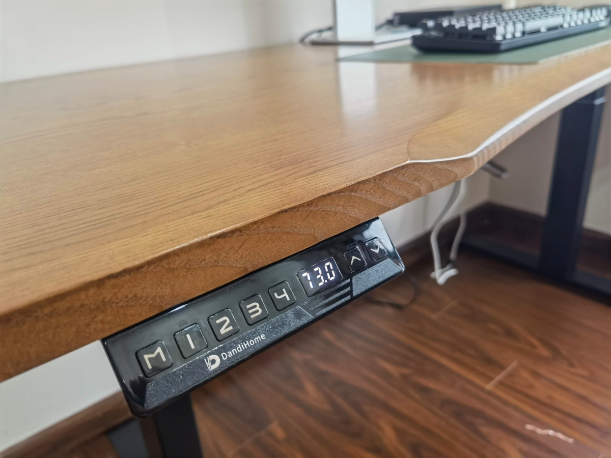 Tôi đã nhận ra nhiều điều sau nửa năm sử dụng bộ bàn nâng hạ và ghế công thái học - Ảnh 6. Tôi đã nhận ra nhiều điều sau nửa năm sử dụng bộ bàn nâng hạ và ghế công thái học - Ảnh 6.