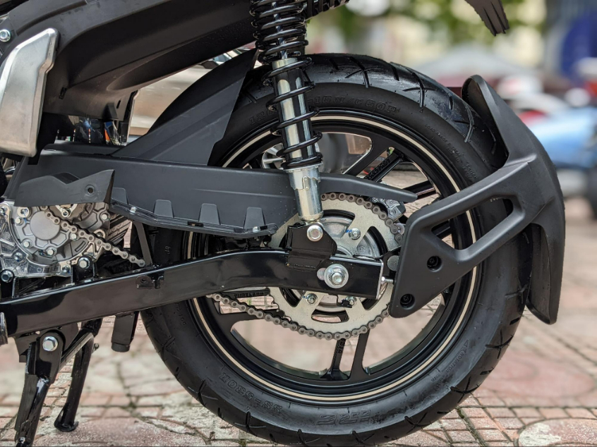 Khám phá loạt linh kiện hàng hiệu bên trong “siêu phẩm” VinFast Theon S - Ảnh 9. Khám phá loạt linh kiện hàng hiệu bên trong “siêu phẩm” VinFast Theon S - Ảnh 9.