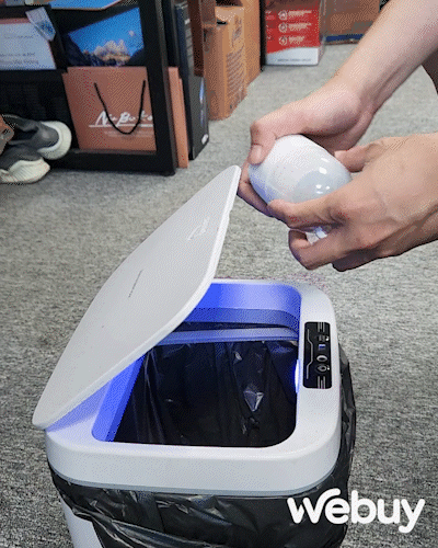 Đ&aacute;nh gi&aacute; m&aacute;y h&uacute;t bụi b&agrave;n mini: M&oacute;n đồ "tối quan trọng" với mọi set-up b&agrave;n? - Ảnh 13.