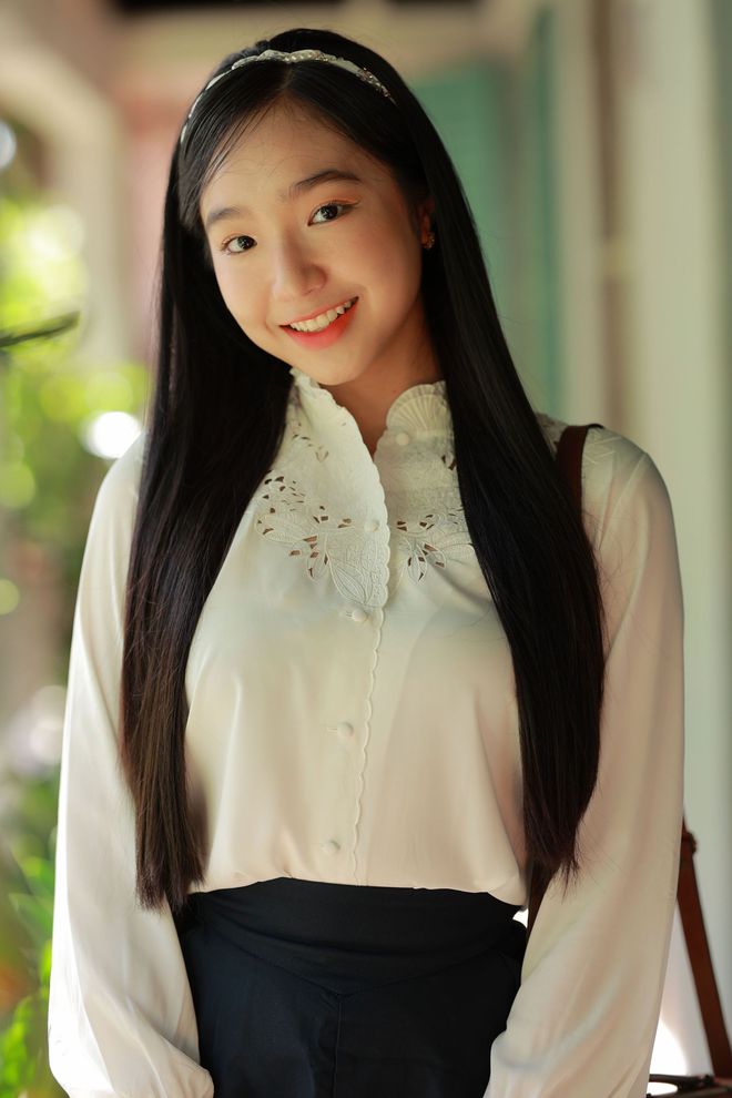 Nữ TikToker xinh như hoa hậu hút triệu view chỉ nhờ nói tiếng Anh: Vốn ngoại ngữ của mình từng như một tờ giấy trắng! - Ảnh 10. Nữ TikToker xinh như hoa hậu hút triệu view chỉ nhờ nói tiếng Anh: Vốn ngoại ngữ của mình từng như một tờ giấy trắng! - Ảnh 10.