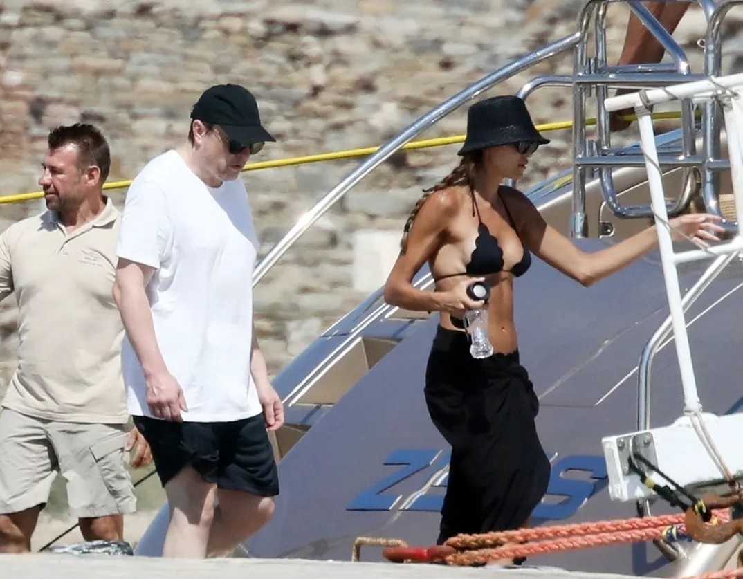 Bên trong siêu du thuyền tỷ phú Elon Musk thuê nghỉ dưỡng với giá khởi điểm 7.000 USD/ngày - Ảnh 7. Bên trong siêu du thuyền tỷ phú Elon Musk thuê nghỉ dưỡng với giá khởi điểm 7.000 USD/ngày - Ảnh 7.