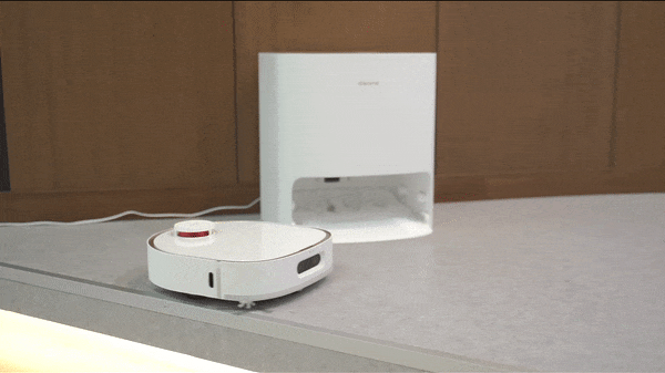 Robot hút bụi hơn 20 triệu mới của Dreame quá “đỉnh”: AI nhận diện cả dây điện, bông lau xoay tít nhưng tính năng hay nhất chưa dùng được - Ảnh 2. Robot hút bụi hơn 20 triệu mới của Dreame quá “đỉnh”: AI nhận diện cả dây điện, bông lau xoay tít nhưng tính năng hay nhất chưa dùng được - Ảnh 2.