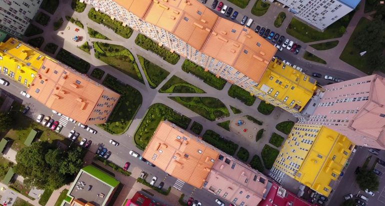 Thị trấn Lego siêu độc lạ sặc sỡ sắc màu, bước vào có cảm giác lạc vào thế giới đồ chơi khổng lồ - Ảnh 7. Thị trấn Lego siêu độc lạ sặc sỡ sắc màu, bước vào có cảm giác lạc vào thế giới đồ chơi khổng lồ - Ảnh 7.