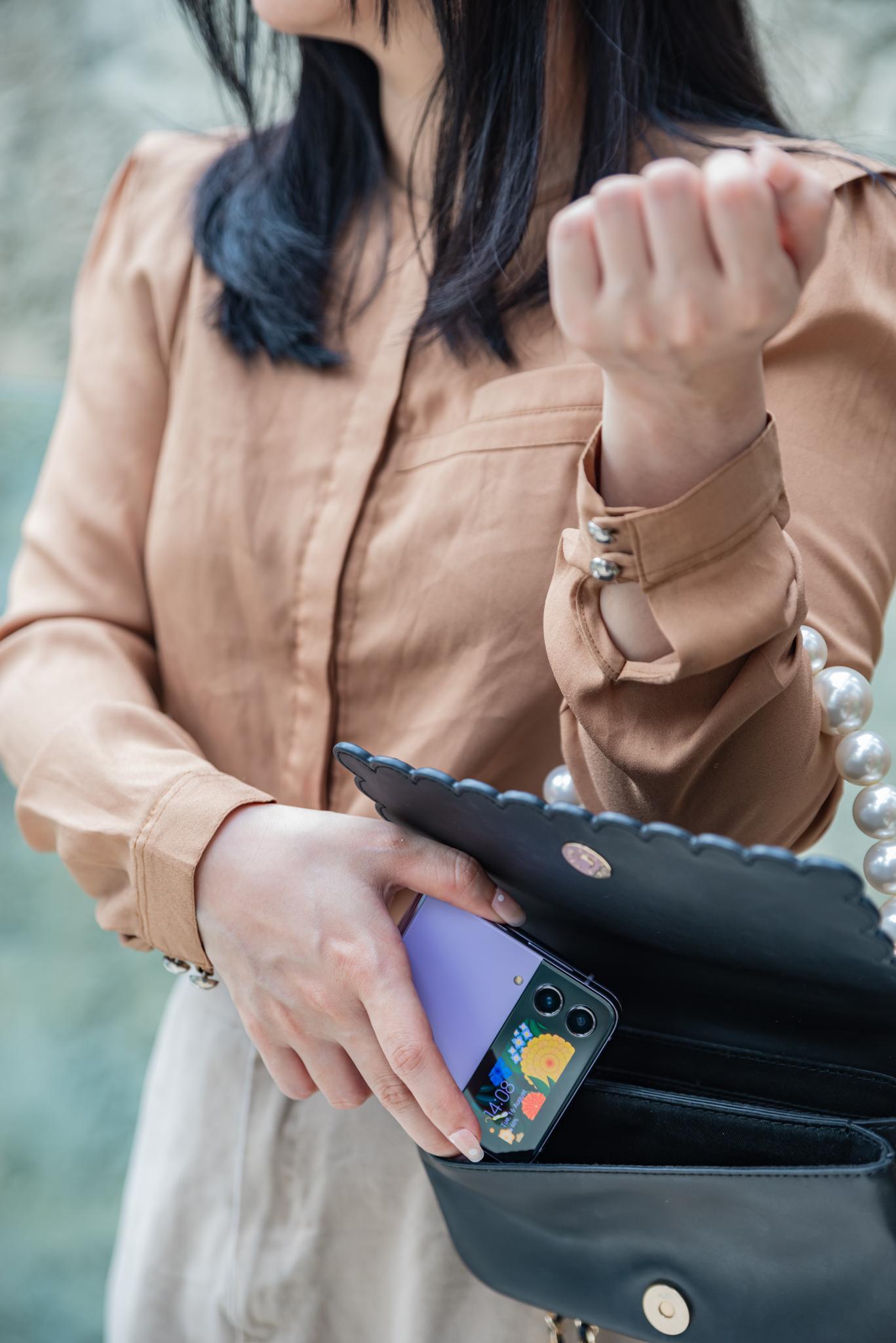 Hào hứng trải nghiệm linh hoạt khi đi du lịch với loạt các tính năng vượt trội của Galaxy Z thế hệ mới - Ảnh 2. Hào hứng trải nghiệm linh hoạt khi đi du lịch với loạt các tính năng vượt trội của Galaxy Z thế hệ mới - Ảnh 2.