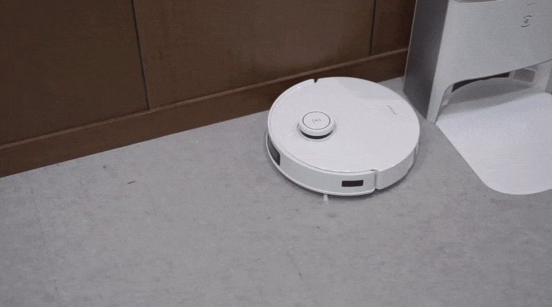 Ecovacs Deebot T10: Lau rung, hút khỏe, tự dọn rác, tích hợp trợ lý ảo và camera an ninh quá xịn - Ảnh 2. Ecovacs Deebot T10: Lau rung, hút khỏe, tự dọn rác, tích hợp trợ lý ảo và camera an ninh quá xịn - Ảnh 2.