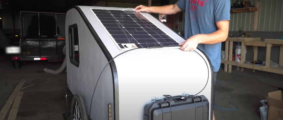 YouTuber tự chế xe đạp thành xe đạp điện kiêm luôn nhà di động - Ảnh 12. YouTuber tự chế xe đạp thành xe đạp điện kiêm luôn nhà di động - Ảnh 12.