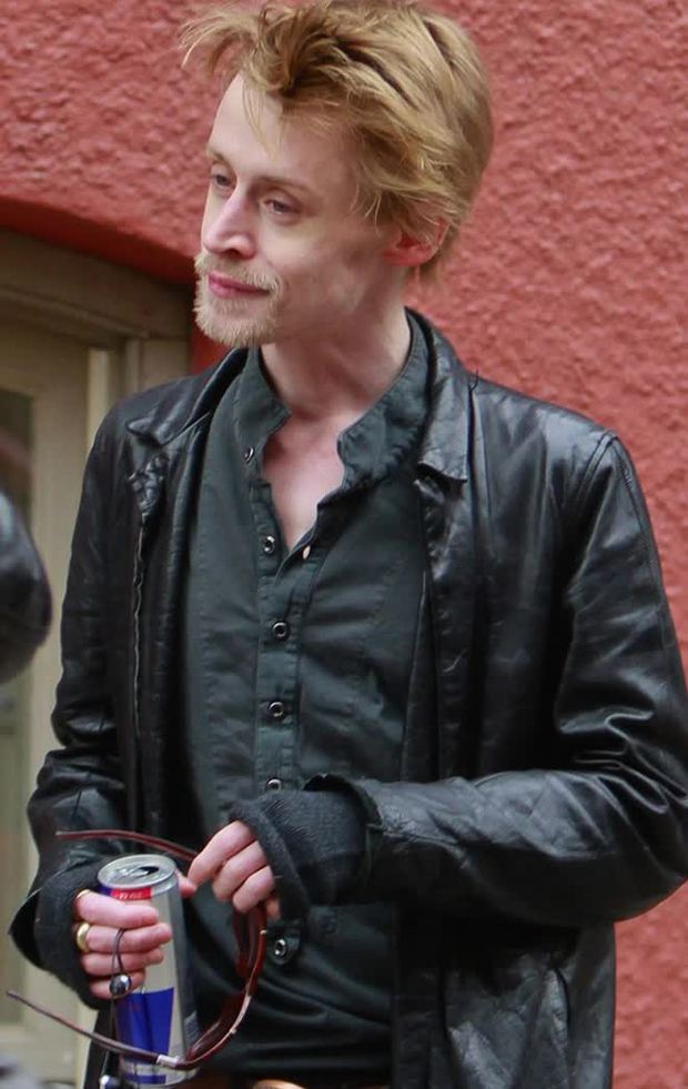 Sao nhí Ở Nhà Một Mình sau 32 năm: Hiện tượng toàn cầu làm nên lịch sử về cát xê, làm lại cuộc đời nhờ minh tinh gốc Việt - Ảnh 11. Sao nhí Ở Nhà Một Mình sau 32 năm: Hiện tượng toàn cầu làm nên lịch sử về cát xê, làm lại cuộc đời nhờ minh tinh gốc Việt - Ảnh 11.