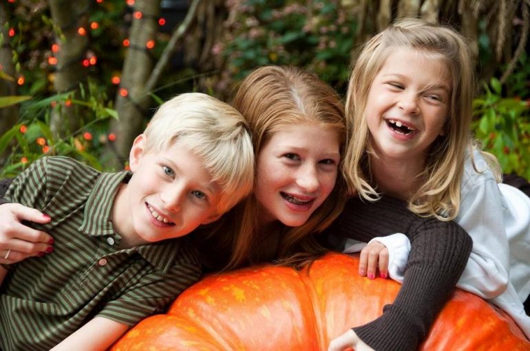 Melinda Gates: 'Nữ tướng' không chịu đứng sau chồng và bài học nuôi con bằng sự khiêm tốn - Ảnh 19. Melinda Gates: 'Nữ tướng' không chịu đứng sau chồng và bài học nuôi con bằng sự khiêm tốn - Ảnh 19.