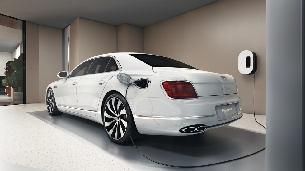 Chung cư Bentley lắp thang máy chở xe siêu sang lên hết 61 tầng để cất vào từng nhà - Ảnh 6. Chung cư Bentley lắp thang máy chở xe siêu sang lên hết 61 tầng để cất vào từng nhà - Ảnh 6.