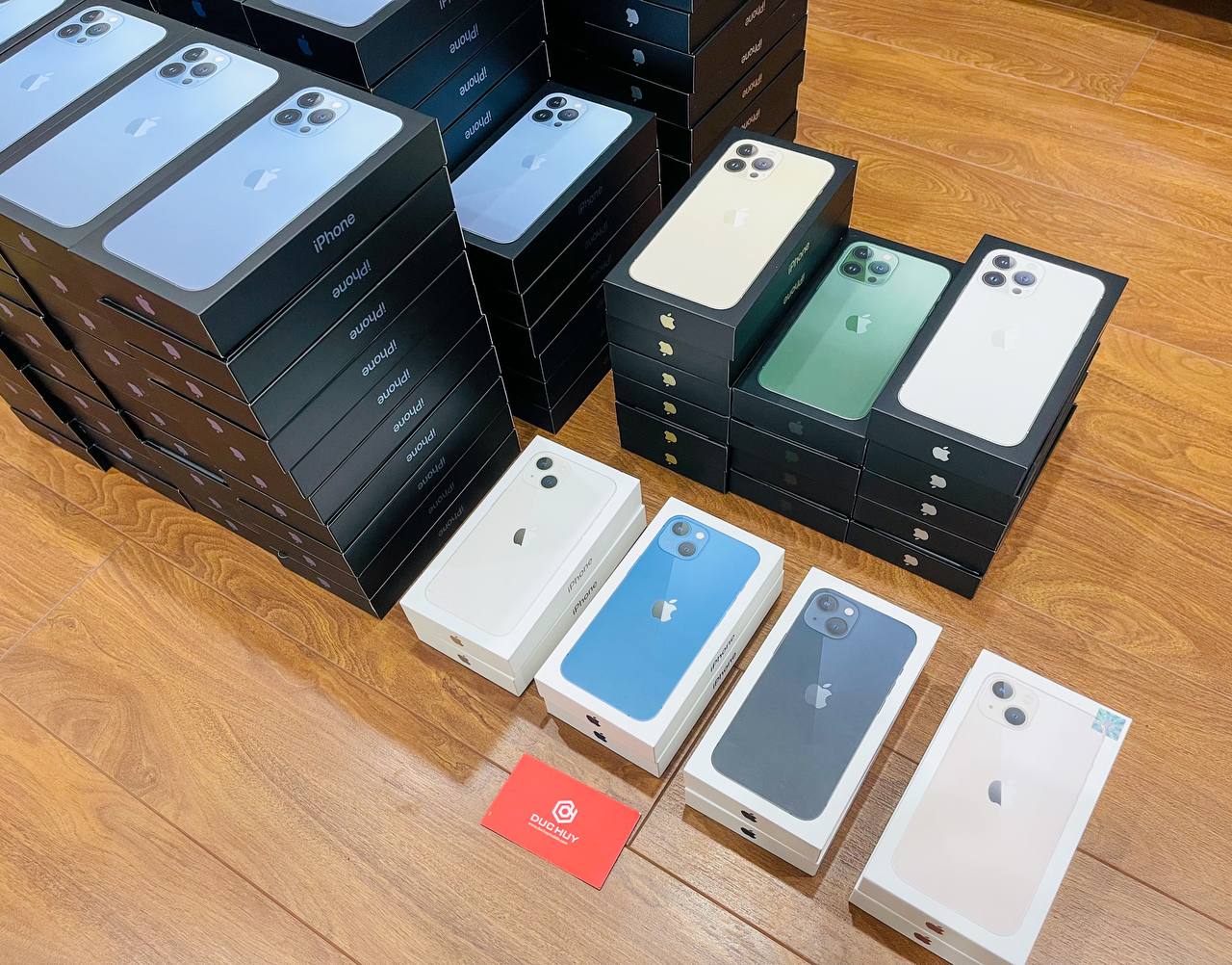 iPhone 11, 12, 13 Pro Max đang FlashSale mạnh, iPhone XR, XS Max, iPad Gen 9 và Macbook Pro M1 giảm sốc vài triệu - Ảnh 2. iPhone 11, 12, 13 Pro Max đang FlashSale mạnh, iPhone XR, XS Max, iPad Gen 9 và Macbook Pro M1 giảm sốc vài triệu - Ảnh 2.