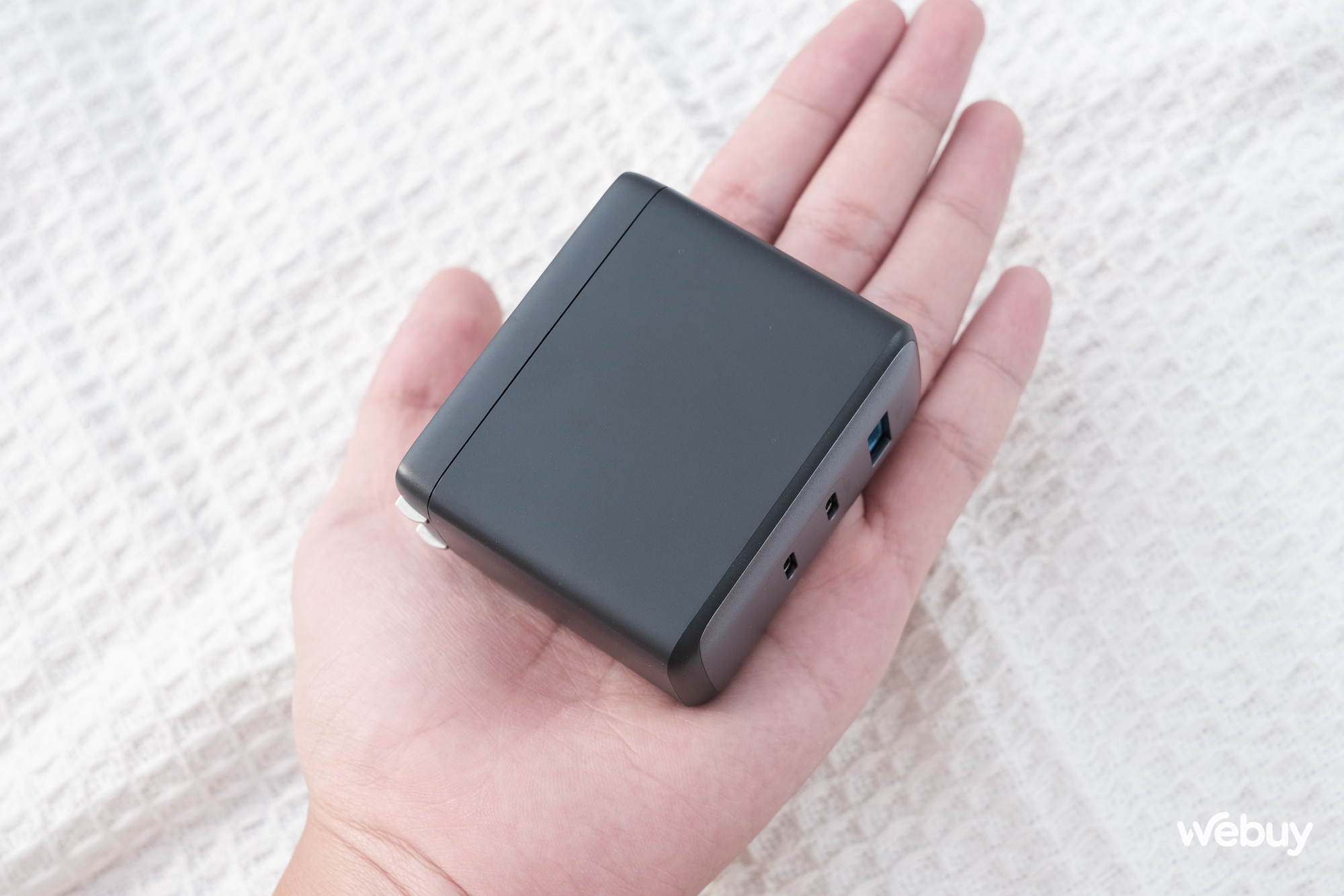 Củ sạc GaN công suất cao, thiết kế siêu nhỏ gọn tới từ Anker - Ảnh 10. Củ sạc GaN công suất cao, thiết kế siêu nhỏ gọn tới từ Anker - Ảnh 10.