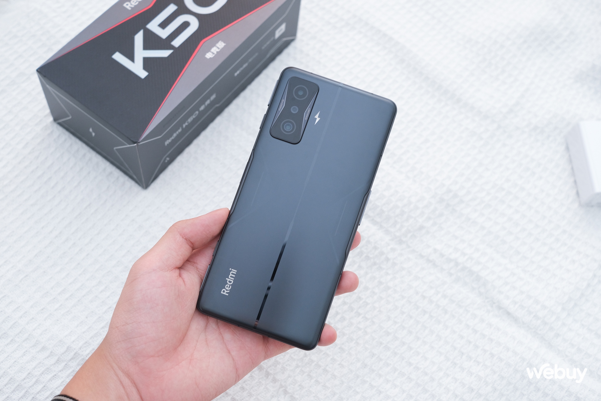 Chỉ 8 triệu có điện thoại Snapdragon 8 Gen 1 hiệu năng cực mạnh, sạc nhanh 120W - Ảnh 3. Chỉ 8 triệu có điện thoại Snapdragon 8 Gen 1 hiệu năng cực mạnh, sạc nhanh 120W - Ảnh 3.