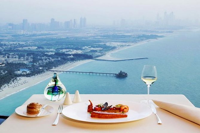 Có gì bên trong khách sạn 7 sao duy nhất trên thế giới xa hoa bậc nhất Dubai? - Ảnh 15. Có gì bên trong khách sạn 7 sao duy nhất trên thế giới xa hoa bậc nhất Dubai? - Ảnh 15.